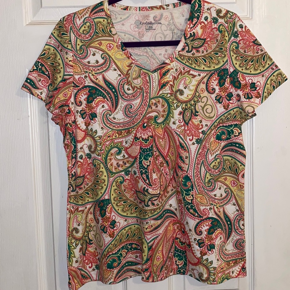 Croft& Barrow tee XL . Short sleeves.NWOT